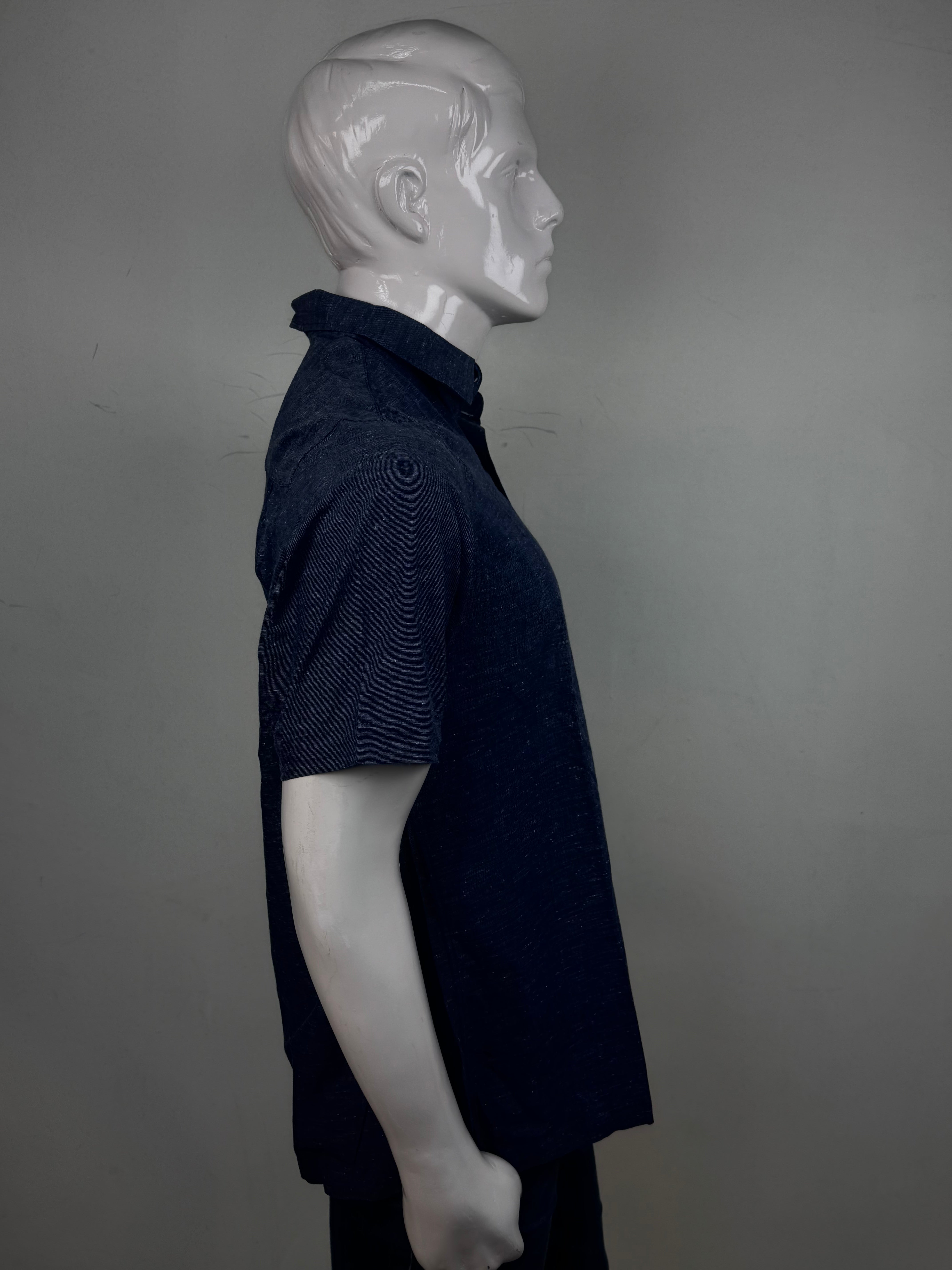 VAN HEUSEN Shirt