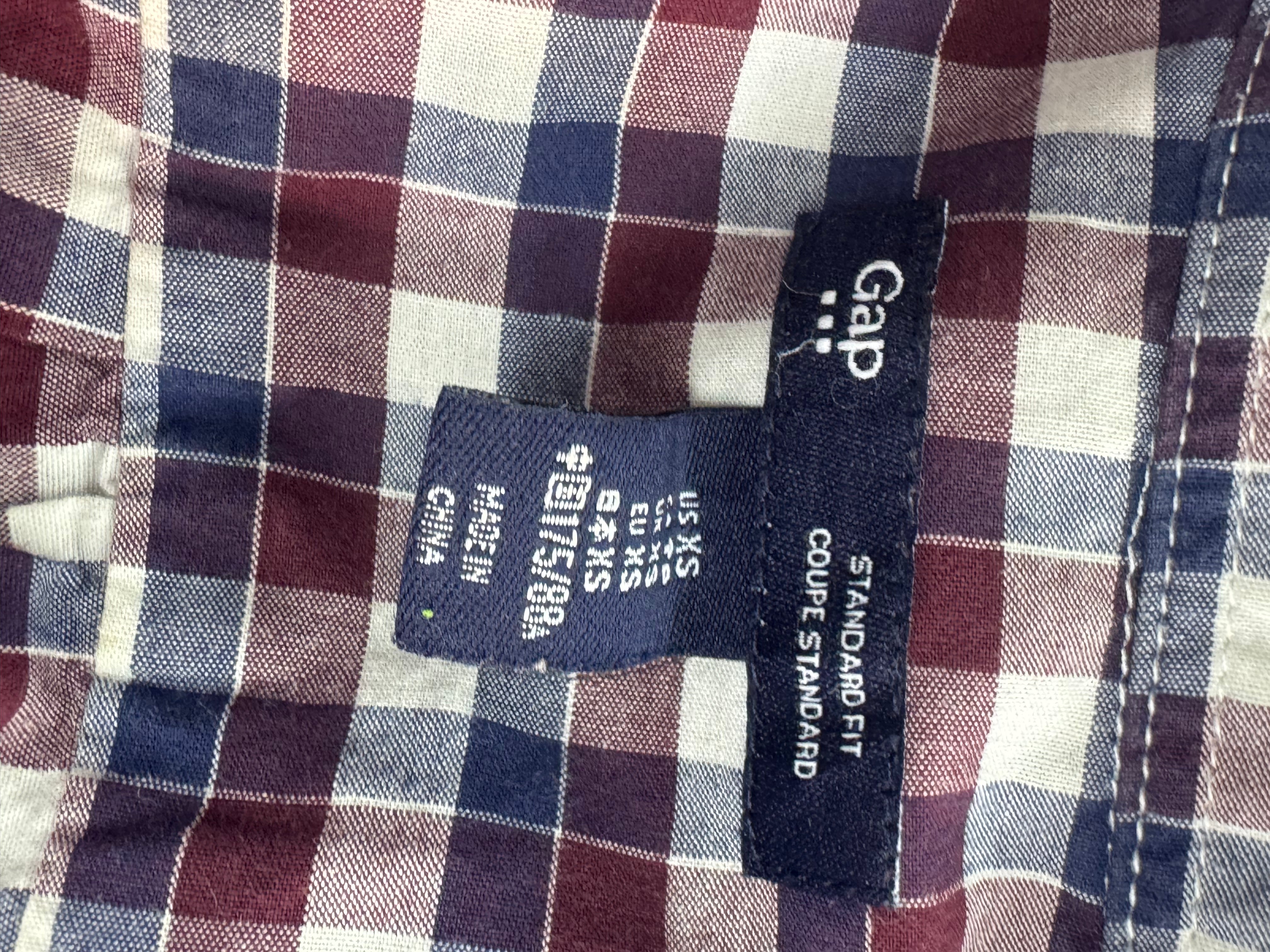GAP Shirt