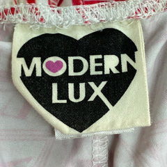 MODERN LUX