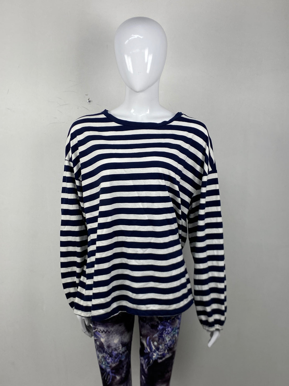 Liz Claiborne - Timeless Elegance and Comfort
