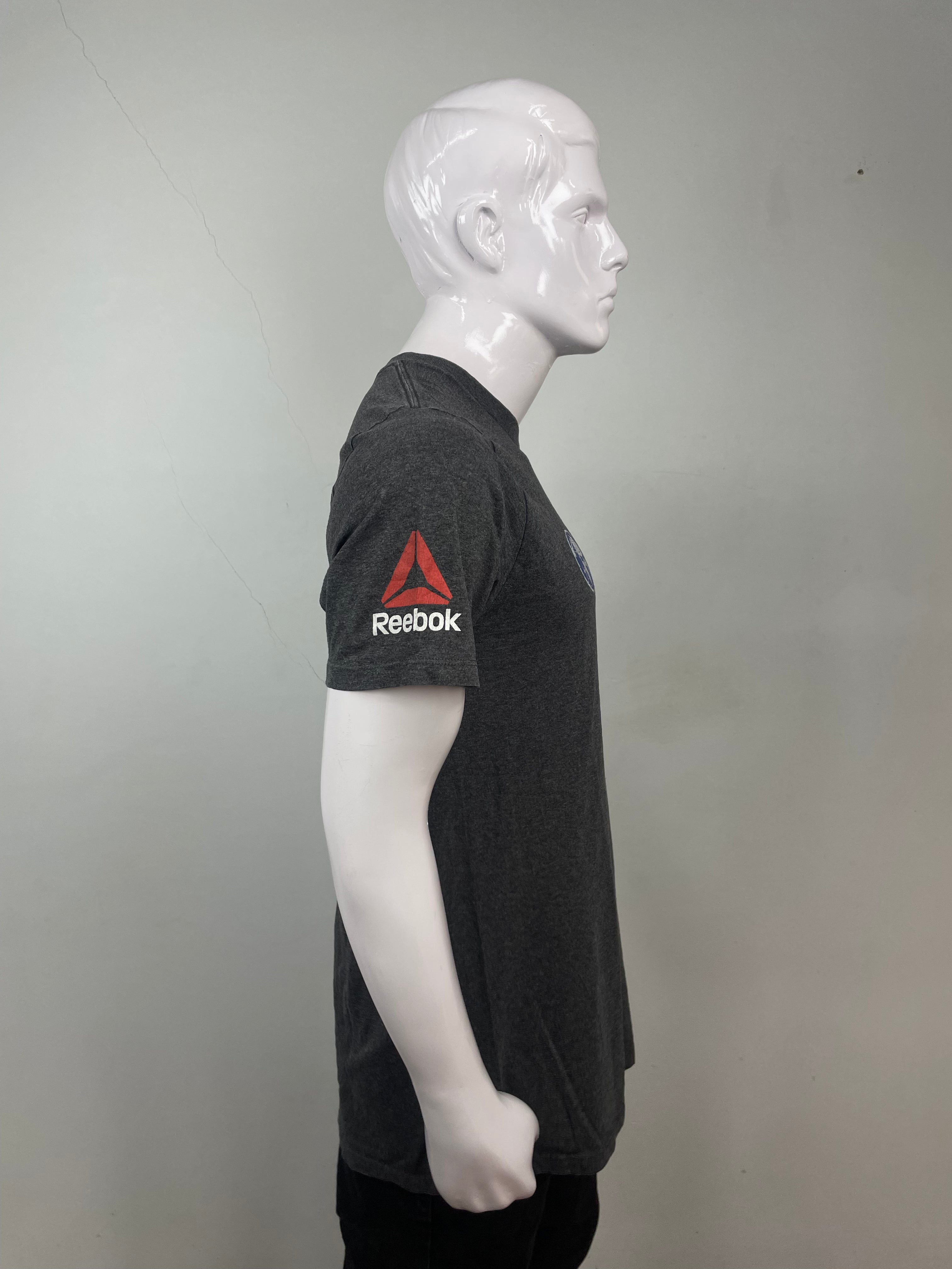Reebok T-shirt