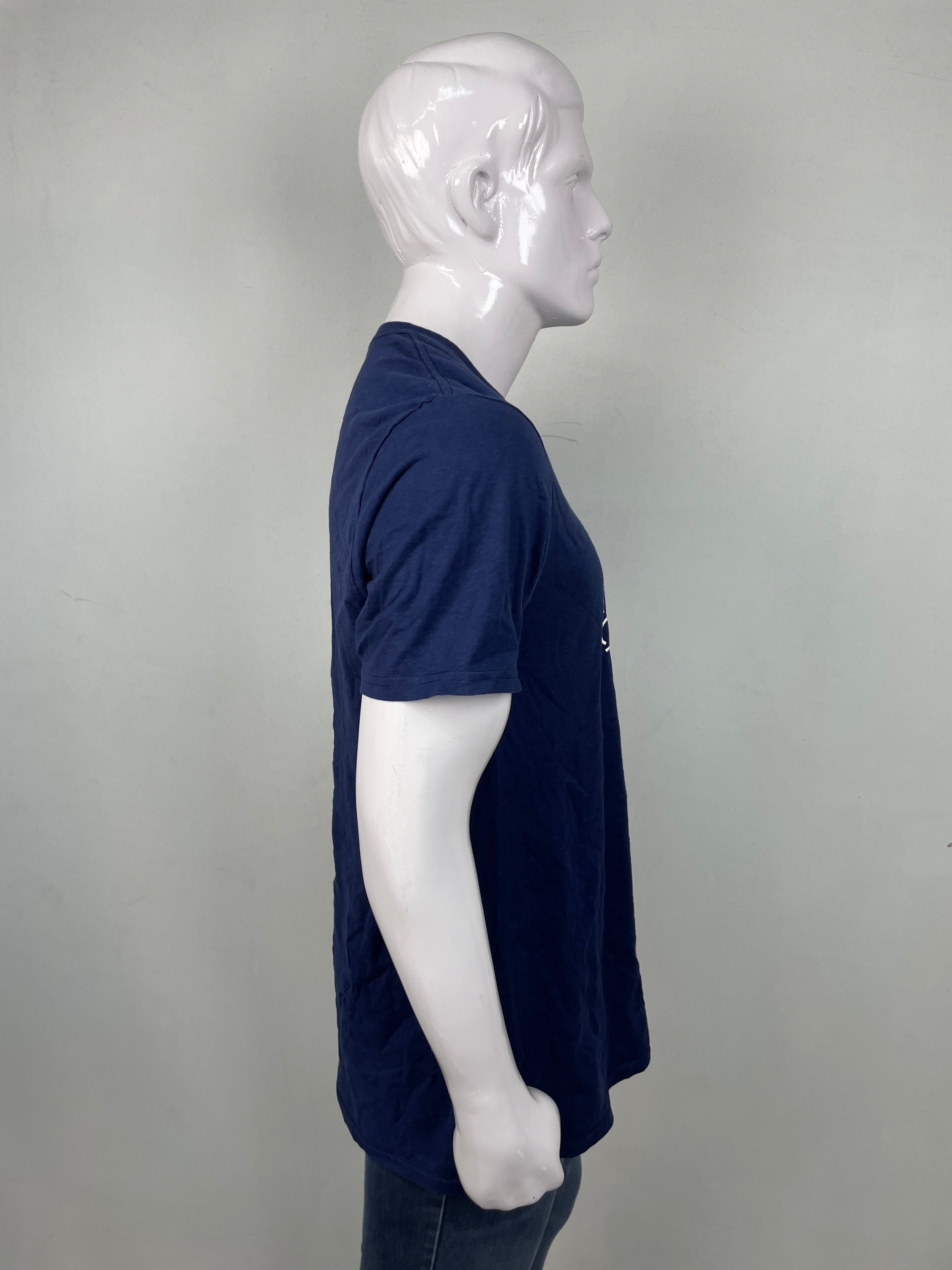 Hanes T-Shirt