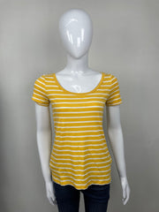 Old Navy T-Shirt