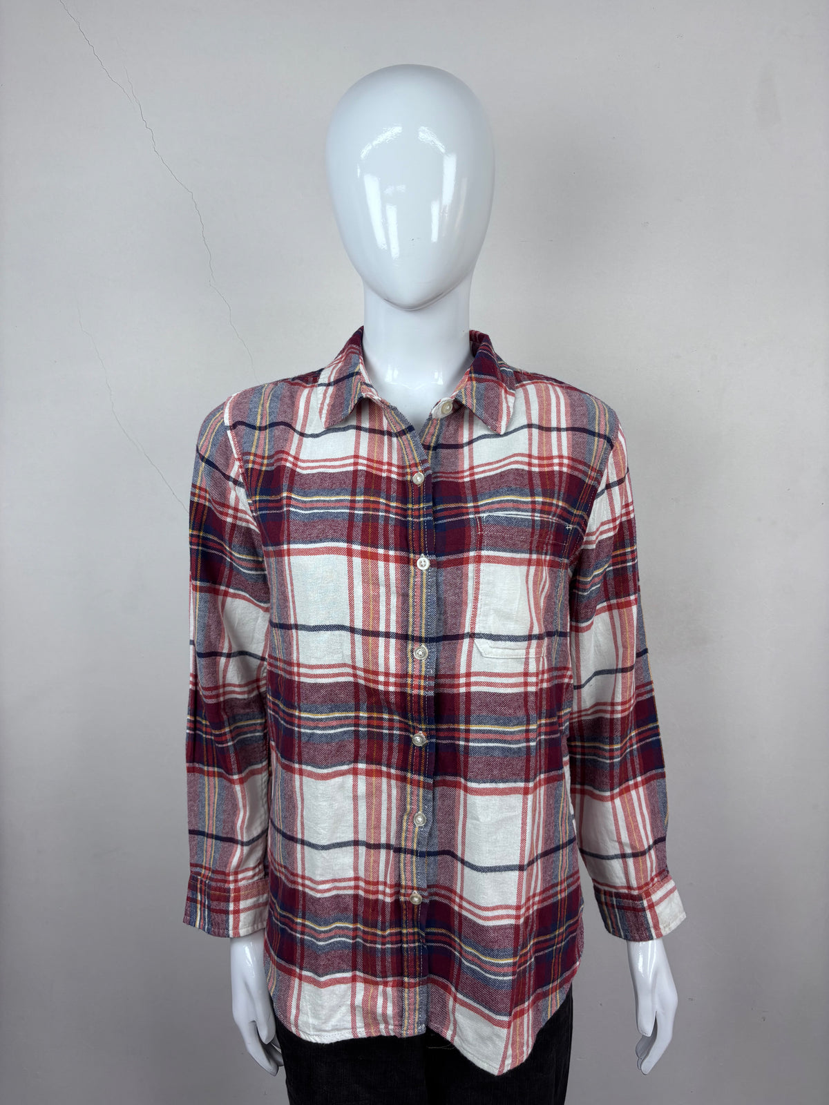GAP Shirt