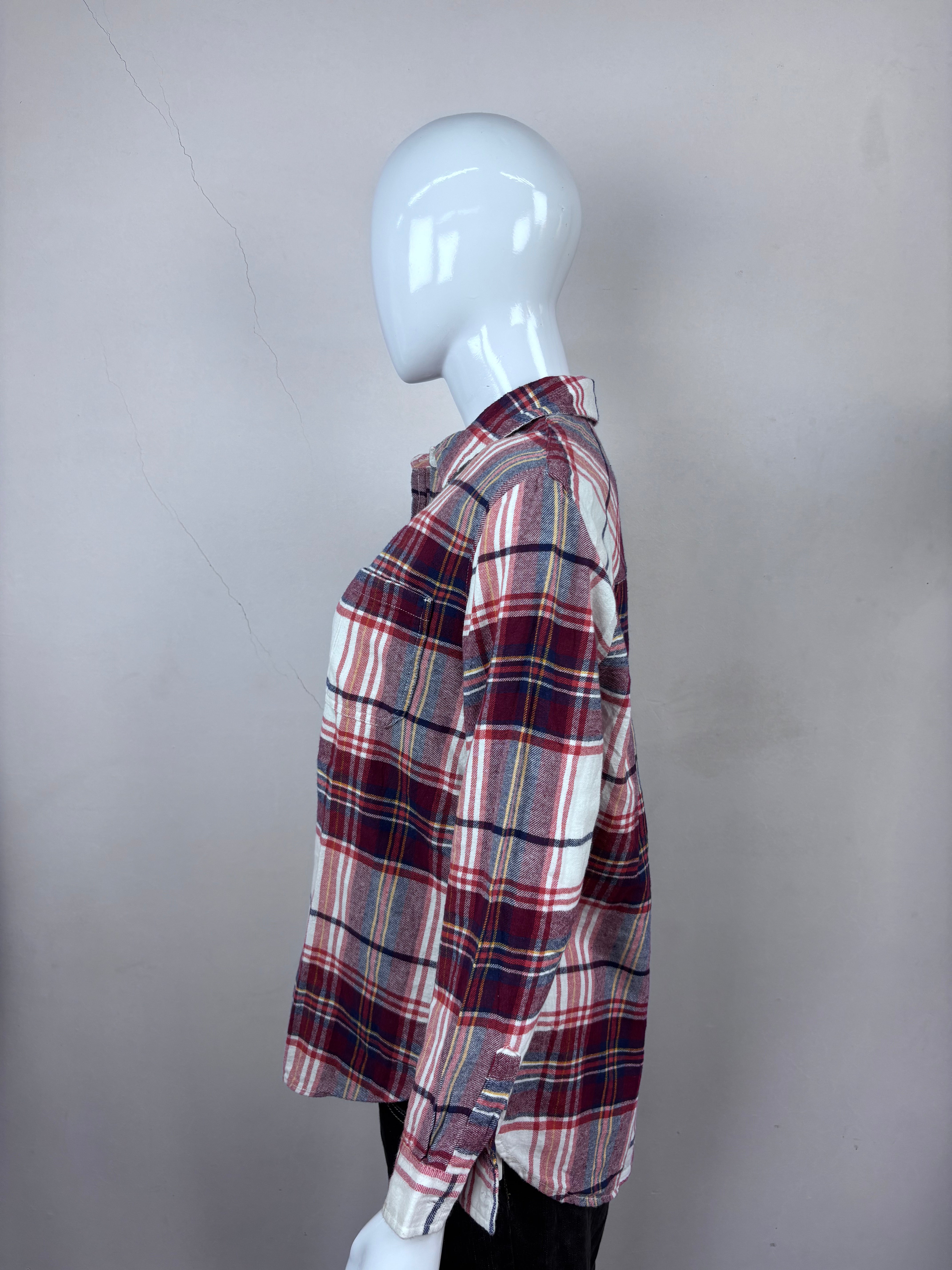 GAP Shirt