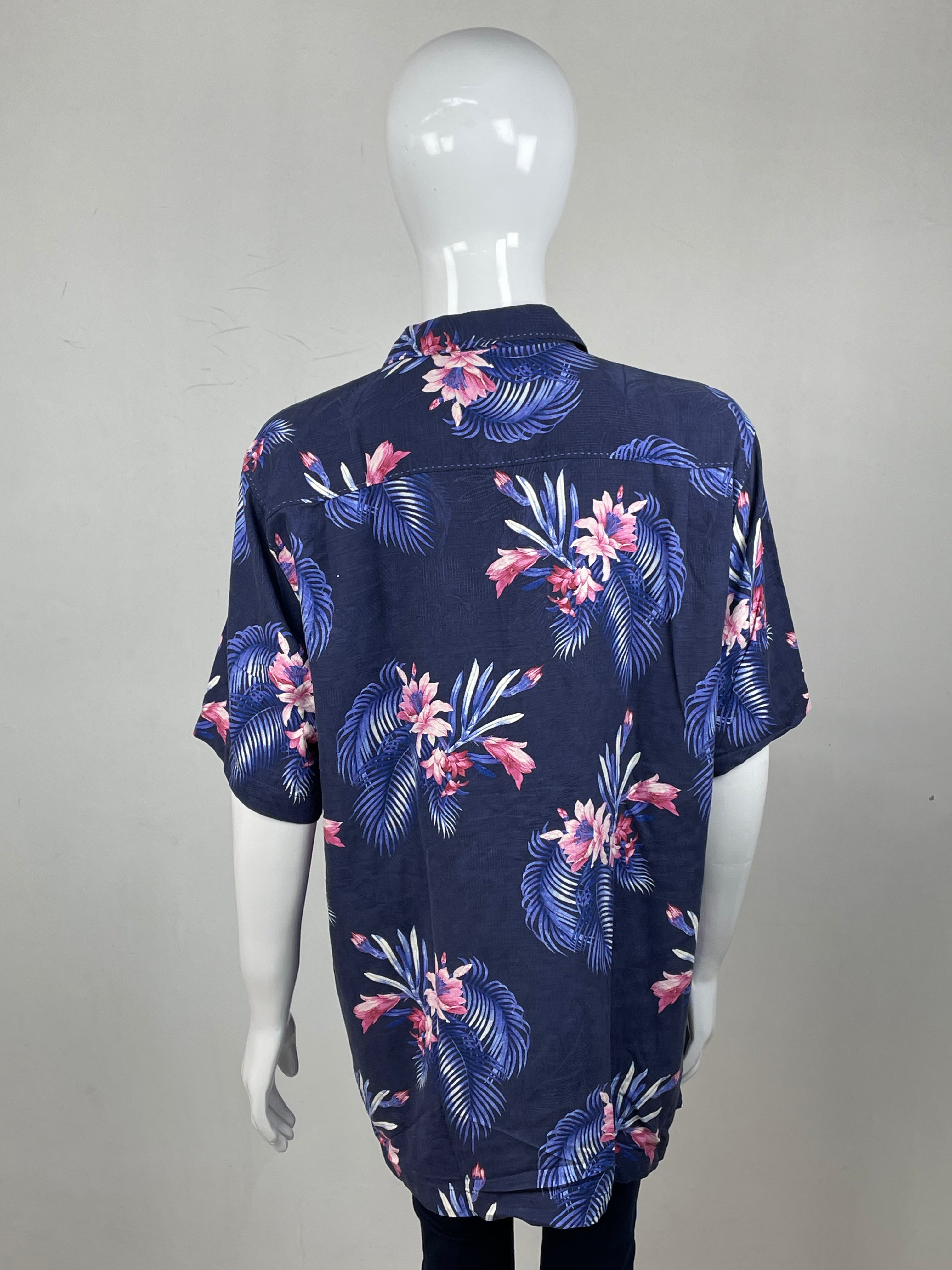 TOMMY BAHAMA Shirt