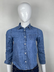 women shirt blue jeans