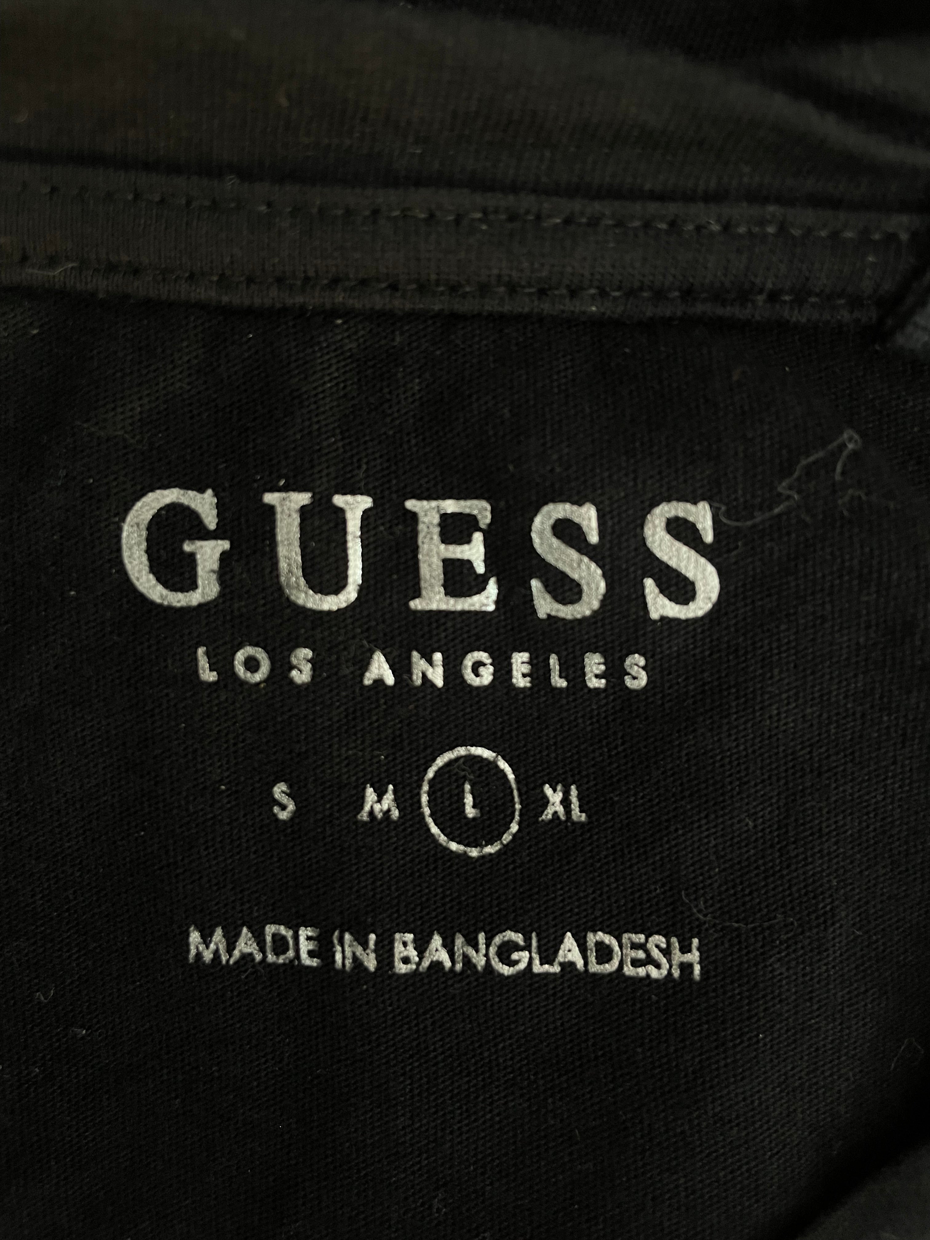 GUESS Los Angeles T-Shirt Collar Damage