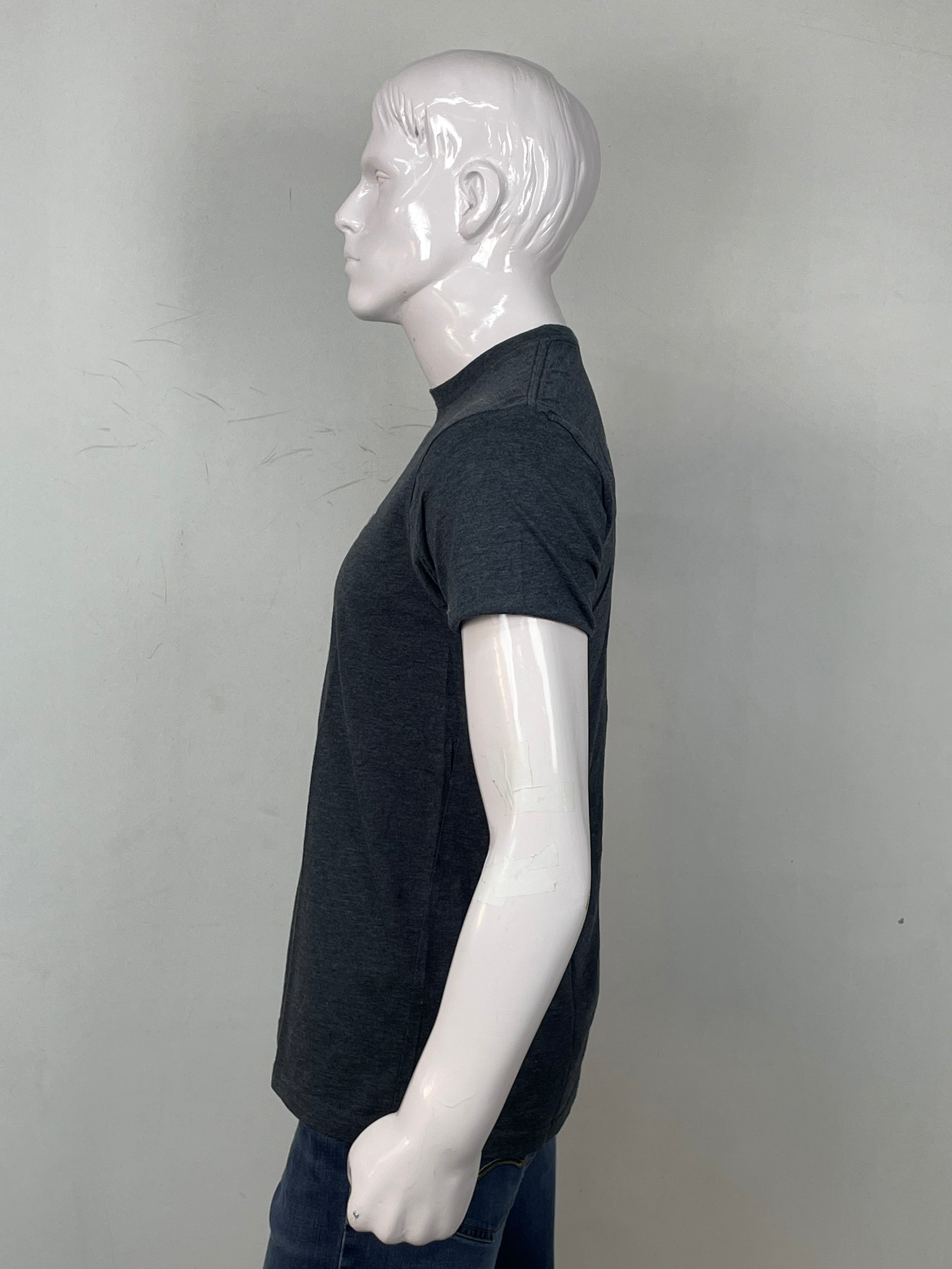 NEXT LEVEL Apparel T-Shirt